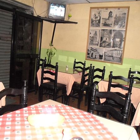 Hotel El Ejido Quito Eksteriør billede