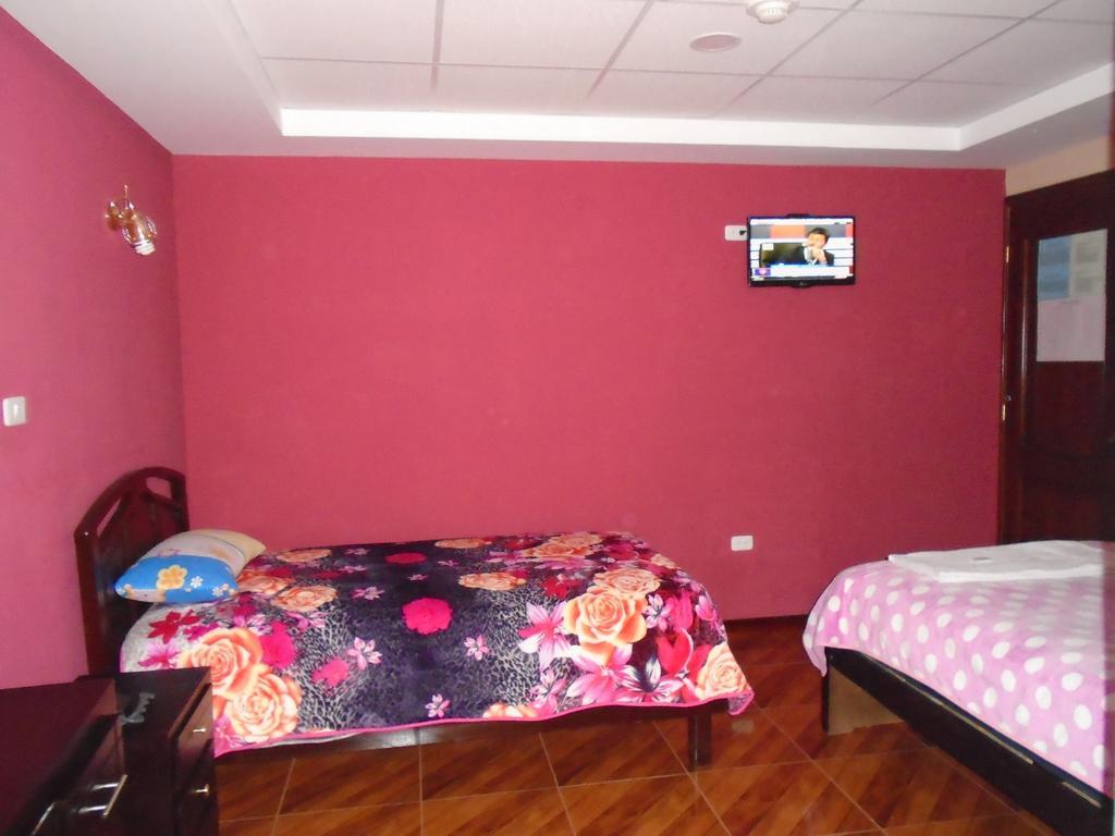 Hotel El Ejido Quito Værelse billede